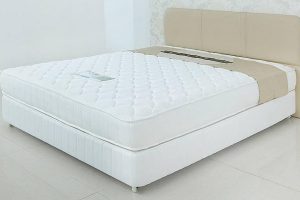 Tại sao cần vệ sinh đệm cao su khách sạn đúng cách?